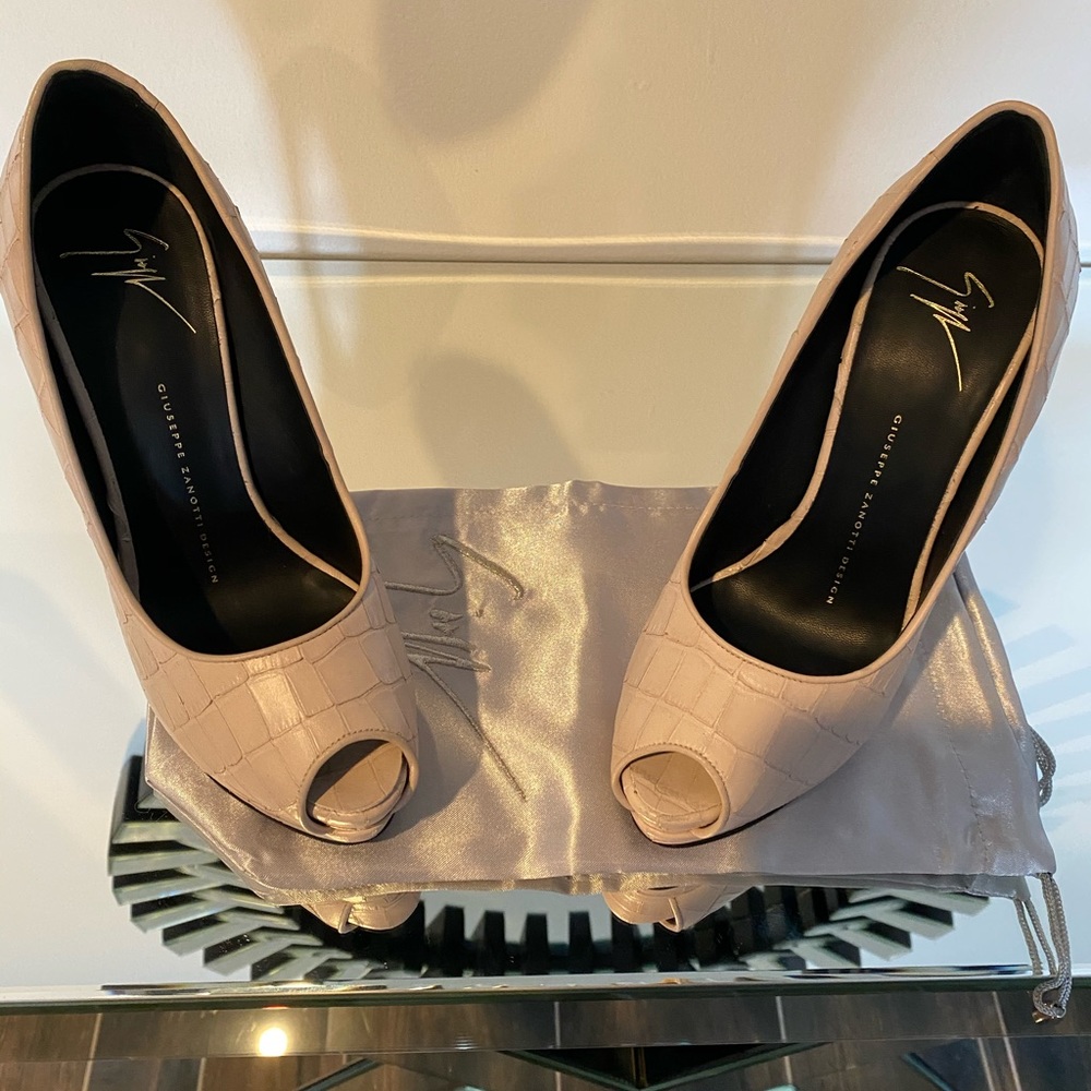 Croc platform heels